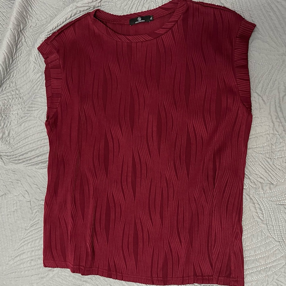 Maroon office top
